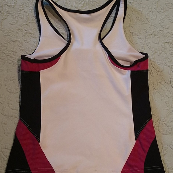 Nike Workout Top - Picture 3 of 4